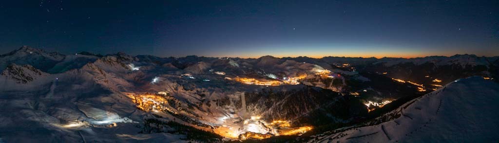 station de la plagne de nuit